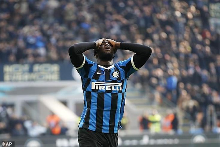 Lukaku: '23 cầu thủ Inter Milan có triệu chứng nhiễm COVID-19' - 1