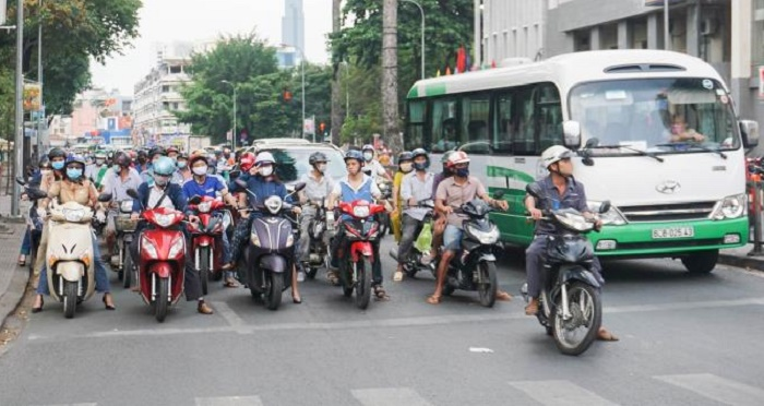 TP.HCM nới lỏng dịch vụ không thiết yếu từ ngày mai - 1