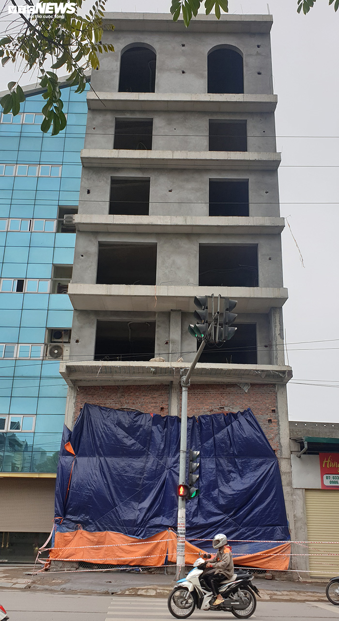 Tòa nhà vi phạm trật tự xây dựng của Đường Dương bị đình chỉ thi công - 11
