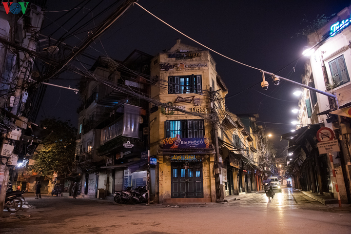 Hình ảnh hiếm khi lặp lại ở Hà Nội trước ngày hết cách xã hội - 5