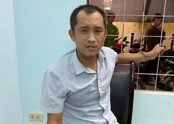 Hàn gắn tình cảm bất thành, gã đàn ông cầm búa đánh bạn gái nguy kịch - 1