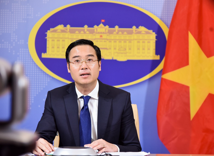 Bộ ngoại giao: Facebook cần tuân thủ pháp luật Việt Nam - 1