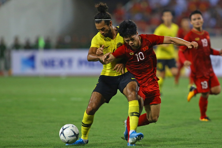 Xoá mây mù COVID-19, bóng đá Việt Nam cần vô địch AFF Cup 2020 - 3