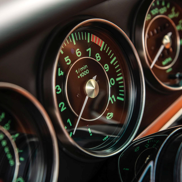 Siêu phẩm Porsche 911 Targa hoàn hảo với bản độ từ Singer Vehicle Design - 6