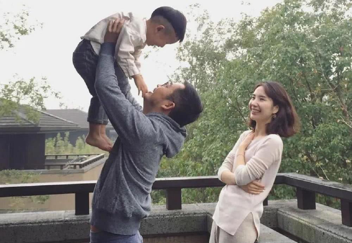 Sự thật đằng sau rạn nứt hôn nhân của Chủ tịch Taobao và mỹ nhân 8X - 5