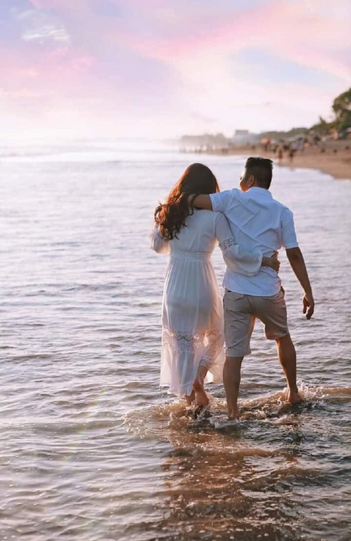 Bảo Thy 'khoe' biệt thự như lâu đài - 6
