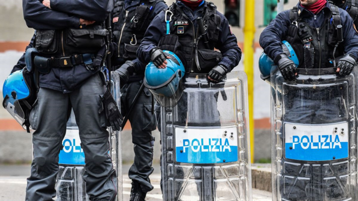 Lo ngại lây nhiễm COVID-19, Italy thả nhiều trùm mafia - 1
