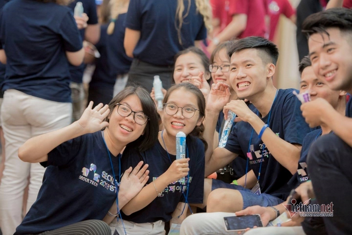 Sinh viên năm 4 là tác giả chính bài báo khoa học trên tạp chí uy tín quốc tế - 3