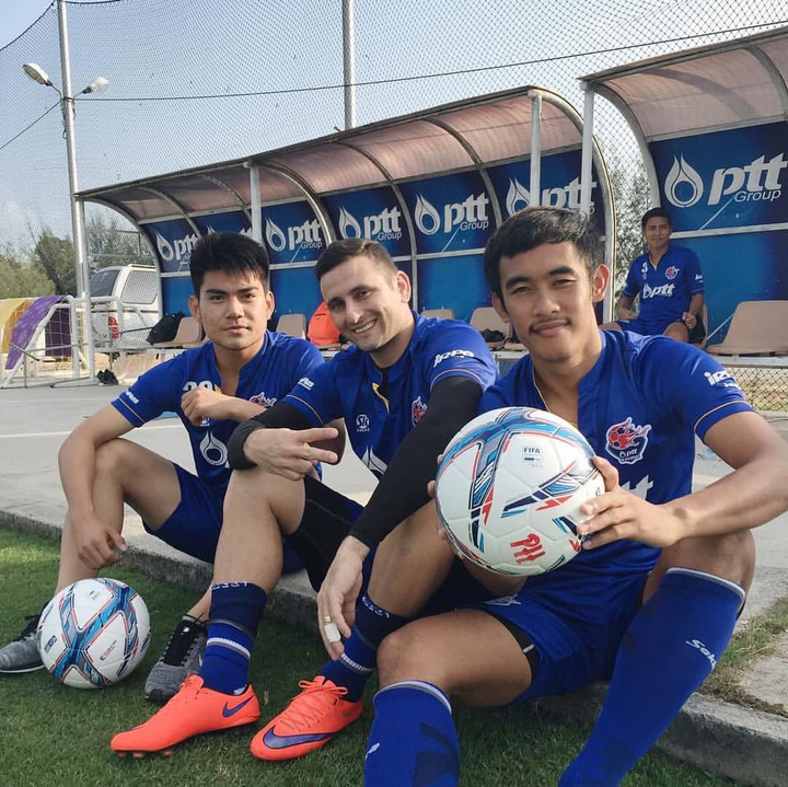 Huyền thoại V-League Leandro: Tuổi tác chỉ là con số, tôi muốn trở lại Việt Nam - 2