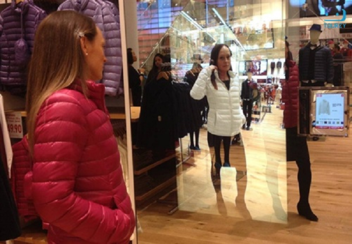 Cửa hàng thời trang thực tế ảo – Cách ly nhưng vẫn 'cháy hàng' - 2