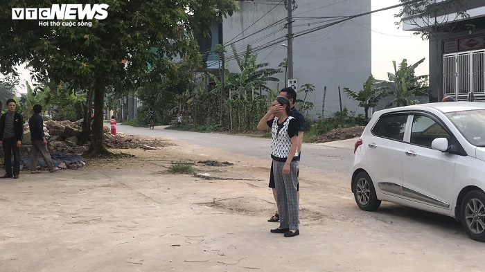 Tiếng khóc xé lòng ngày trở về của vợ chồng giám đốc bị Đường Dương dọa giết - 1