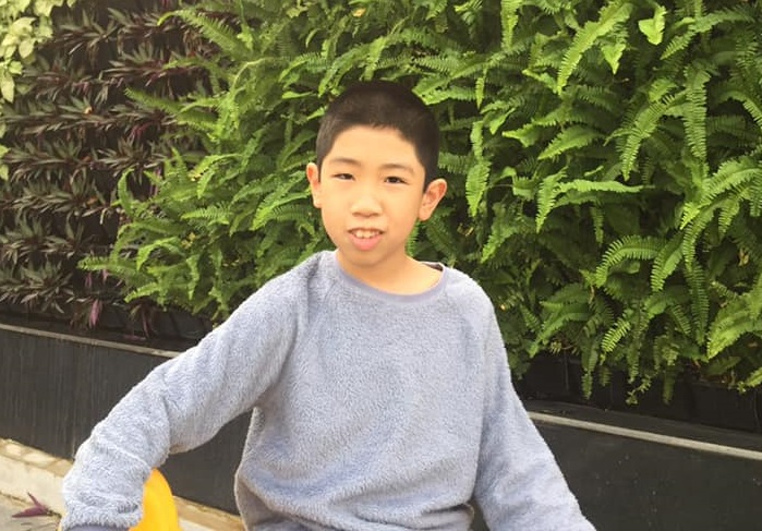 Cậu bé lớp 6 đối đáp hài hước với vlogger khiến cộng đồng mạng 'nổi sóng' - 2