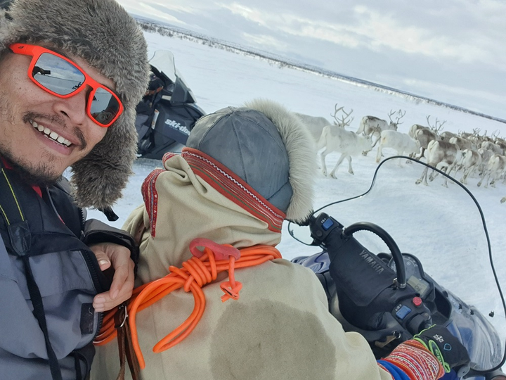 Kẹt ở Bắc Cực do COVID-19, phượt thủ Việt hằng ngày chăn tuần lộc - 5