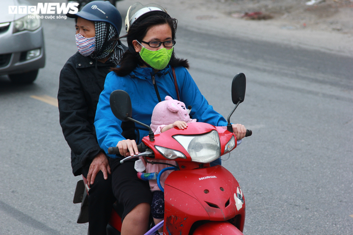 Vạn người ùn ùn về quê nghỉ lễ, quốc lộ 1A ùn ứ - 10