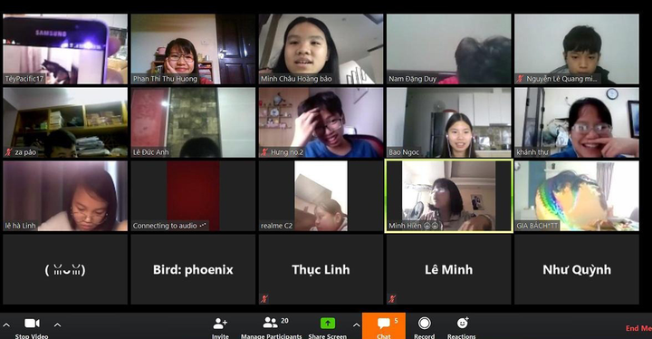 Dạy, học online 'cười ra nước mắt': Khi nhan sắc cô bị đưa ra đàm tiếu - 3