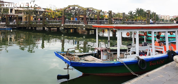 Hội An lưa thưa du khách trong ngày đầu mở cửa tham quan dịp lễ 30/4 – 1/5 - 8