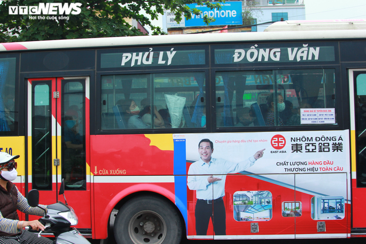 Vạn người ùn ùn về quê nghỉ lễ, quốc lộ 1A ùn ứ - 12