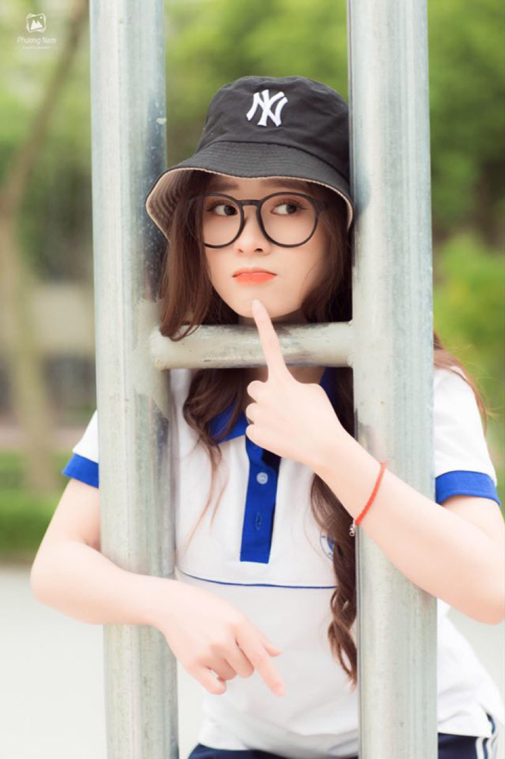 Hot girl Đại học Vinh 'gieo thương nhớ' với nhan sắc khả ái - 5