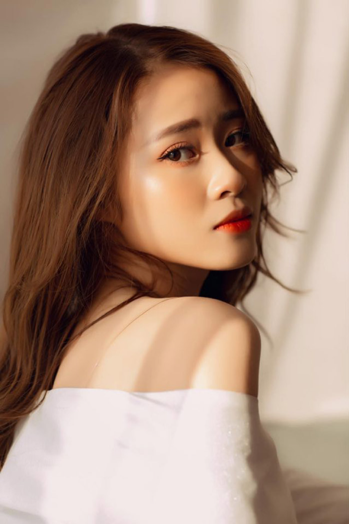 Hot girl Đại học Vinh 'gieo thương nhớ' với nhan sắc khả ái - 6