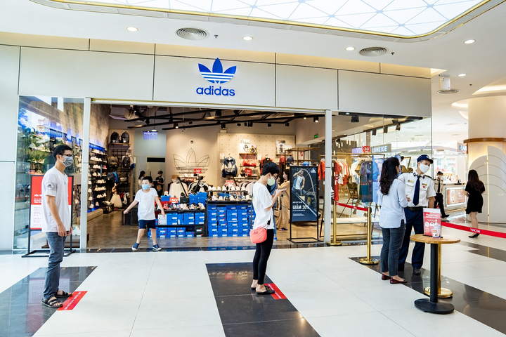 Nhiều nhãn hàng tại Vincom tung ưu đãi lên đến 50% đón đại lễ 30/04 - 2