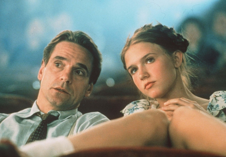 Nhan sắc những 'nàng thơ' bước từ tiểu thuyết lên màn ảnh - 10