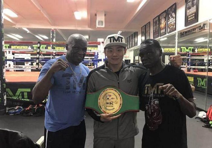 Đạo sĩ Võ Đang 'gặp họa' sau màn khinh công chạy trên mặt nước - 2