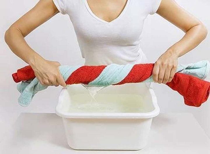 9 bí quyết phơi quần áo mau khô trong ngày mưa - 3