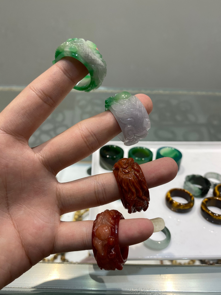 CEO Long Ngọc Luxury chia sẻ hành trình xây dựng thương hiệu trang sức cao cấp - 2