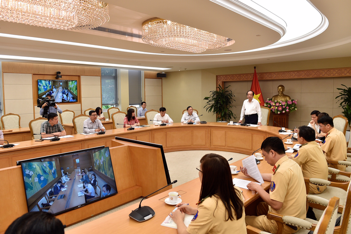 Từ 30/6, người vi phạm giao thông có thể ngồi nhà 'kích chuột nộp phạt' - 2