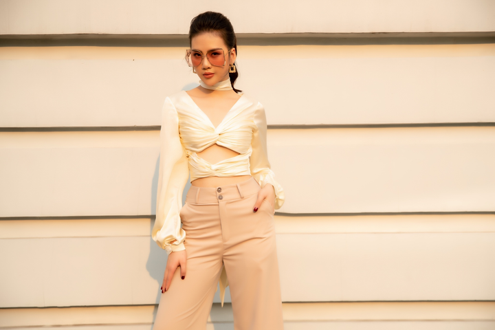 Siêu mẫu Quỳnh Hoa bị hủy 40 show diễn và chụp hình vì dịch COVID-19 - 8