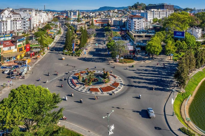 Đà Lạt trước và trong kỳ nghỉ lễ 30/4-1/5 khác thế nào? - 1