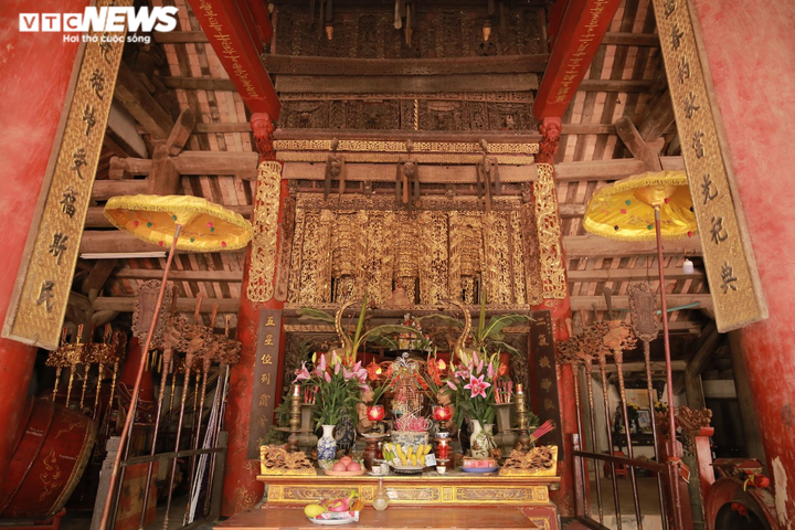 Chiêm ngưỡng vẻ đẹp trứ danh của Bảo vật Quốc gia-Cửa võng đình Diềm - 2