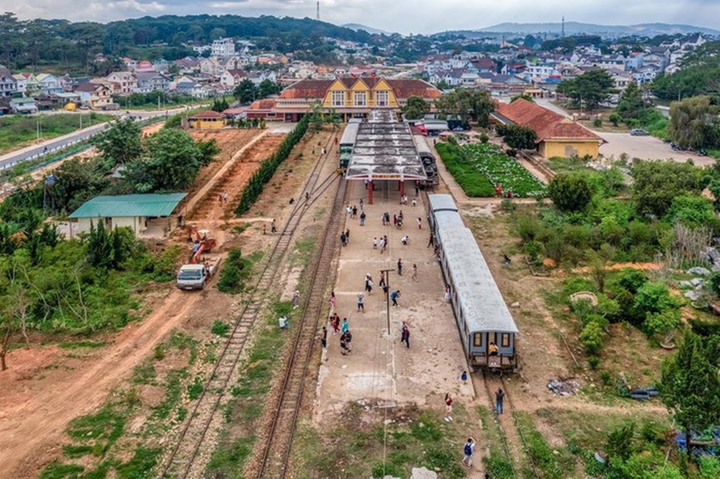 Đà Lạt trước và trong kỳ nghỉ lễ 30/4-1/5 khác thế nào? - 32