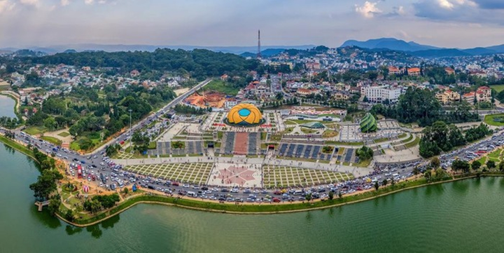 Đà Lạt trước và trong kỳ nghỉ lễ 30/4-1/5 khác thế nào? - 4