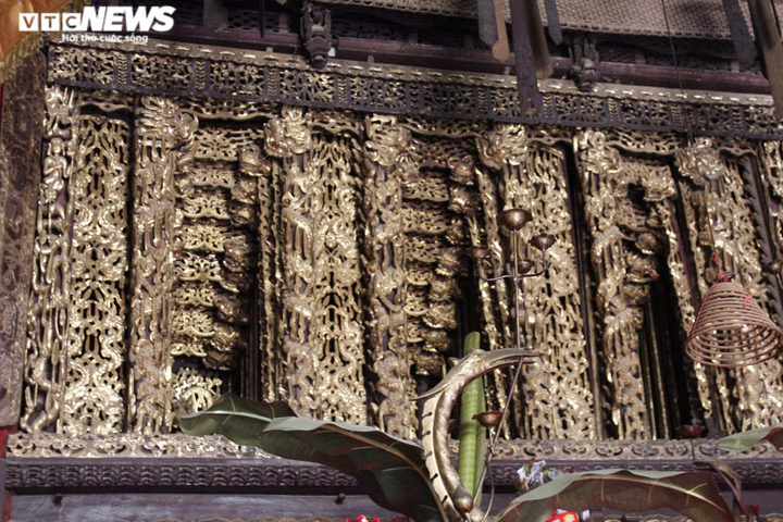 Chiêm ngưỡng vẻ đẹp trứ danh của Bảo vật Quốc gia-Cửa võng đình Diềm - 4