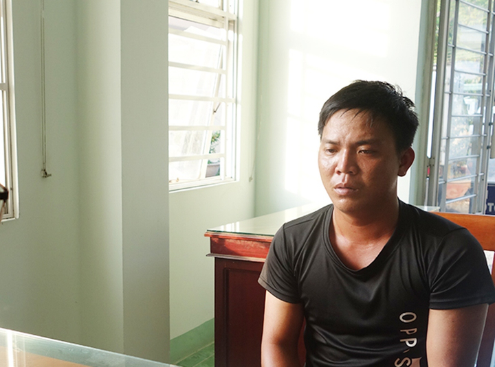 Mâu thuẫn trong lúc nhậu, nam thanh niên đâm chết anh họ - 1