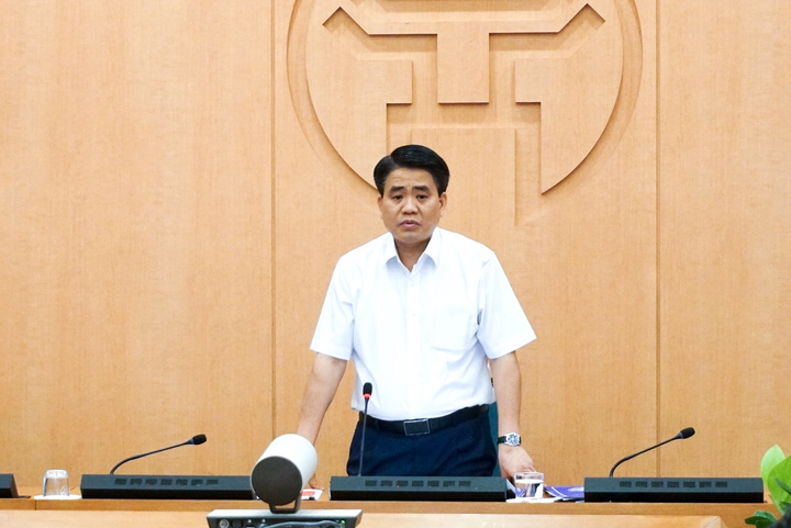 Chủ tịch Hà Nội: Tiếp tục cách ly ngay các trường hợp ho, sốt bất thường - 1