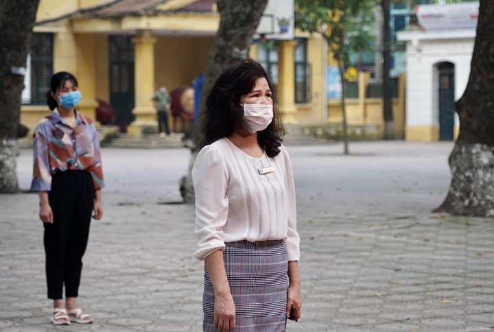 Tiết chào cờ đặc biệt ngày đầu trở lại trường sau thời gian dài nghỉ vì COVID-19 - 4