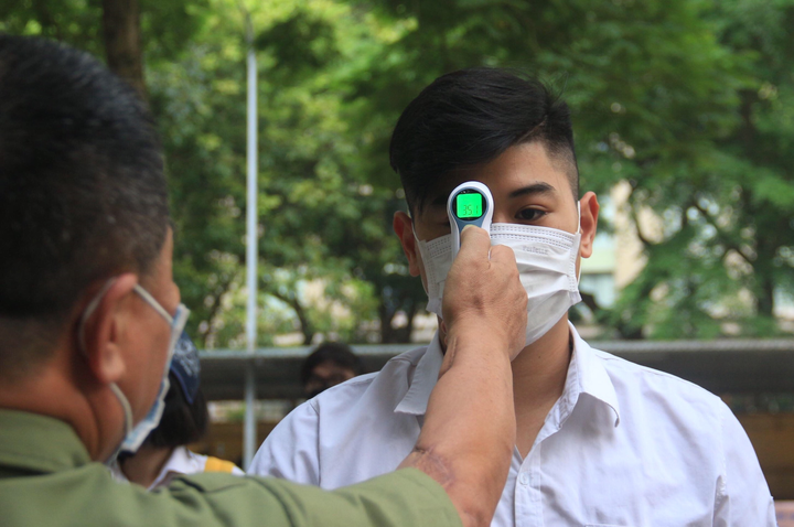 Tiết chào cờ đặc biệt ngày đầu trở lại trường sau thời gian dài nghỉ vì COVID-19 - 2