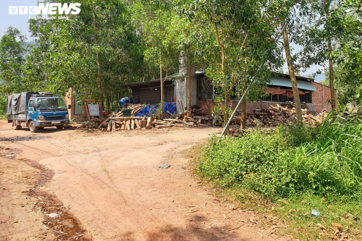 Tước giấy phép kinh doanh lò mỡ ‘bức tử’ môi trường ở Quảng Nam - 1