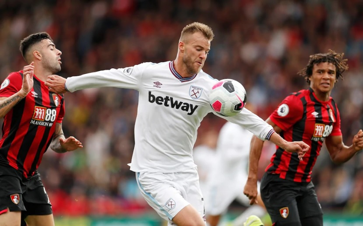 Ngoại Hạng Anh chưa chắc được trở lại: 6 đội cuối bảng đòi bỏ luật xuống hạng - 1