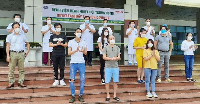 Thêm 11 bệnh nhân COVID-19 được chữa khỏi, trong đó có 2 ca dương tính trở lại - 1