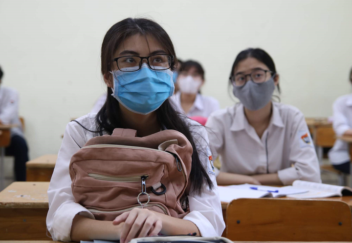 Thi tốt nghiệp THPT trong 2 ngày, giảm nội dung thi - 2