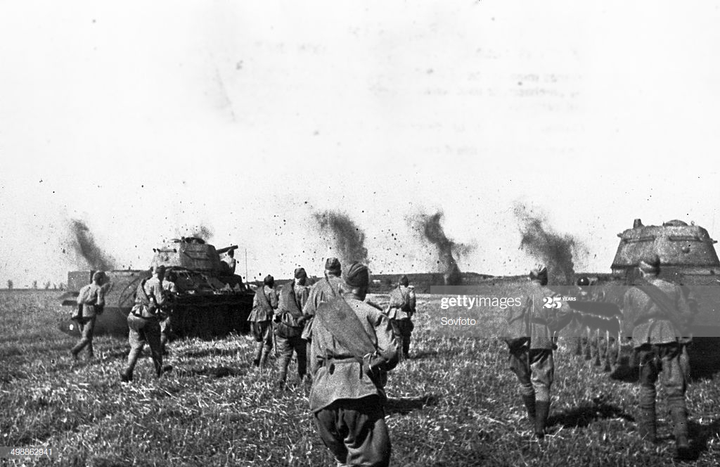 Những điều ít biết về Chiến dịch Berlin của Hồng quân Liên Xô - 4