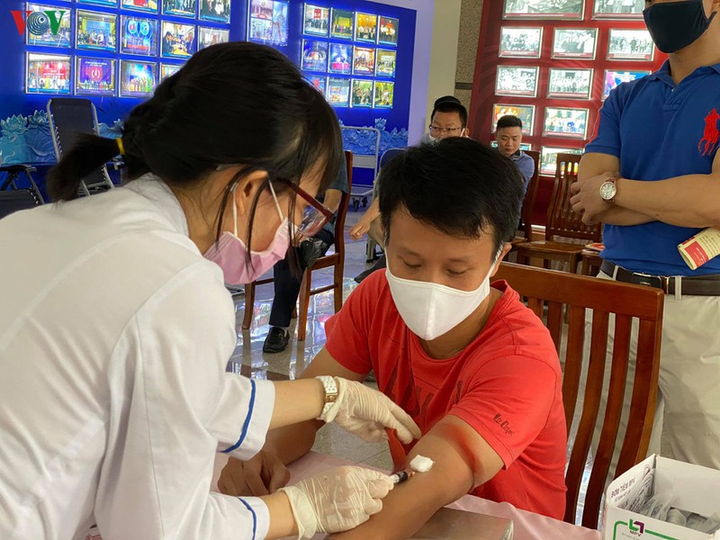 Cán bộ, nhân viên VOV tham gia hiến máu trong mùa dịch Covid-19 - 7