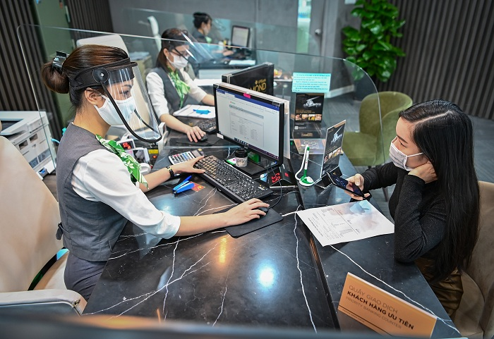 Mỗi ngày VPBank giải quyết hàng nghìn hồ sơ giảm, giãn nợ cho người vay - 3