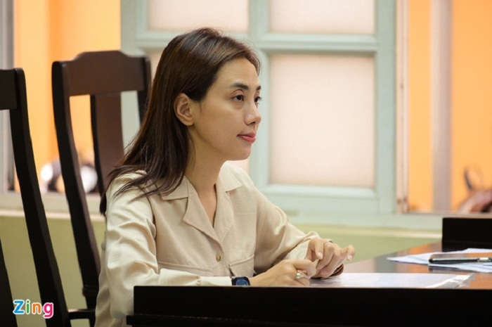 Nữ ca sĩ Miko Lan Trinh và ông bầu Hoàng Vũ ra tòa sau 7 năm - 1