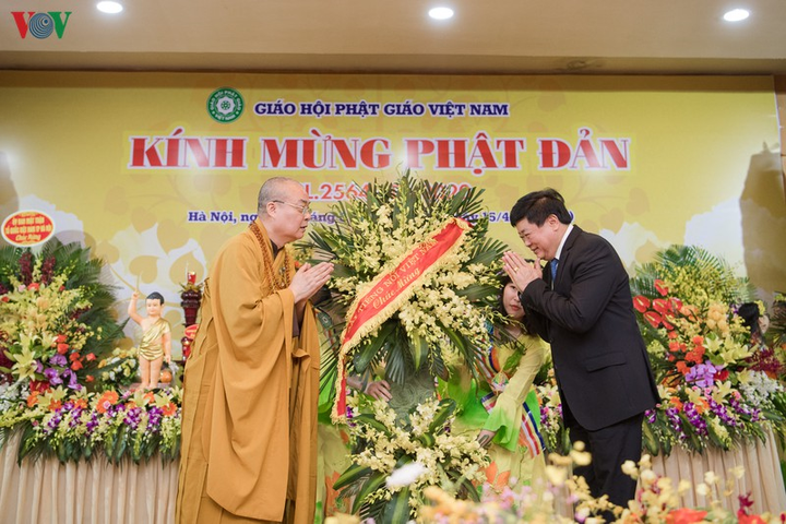 Toàn cảnh Đại lễ Phật đản 2020 tại chùa Quán sứ, Hà Nội - 13