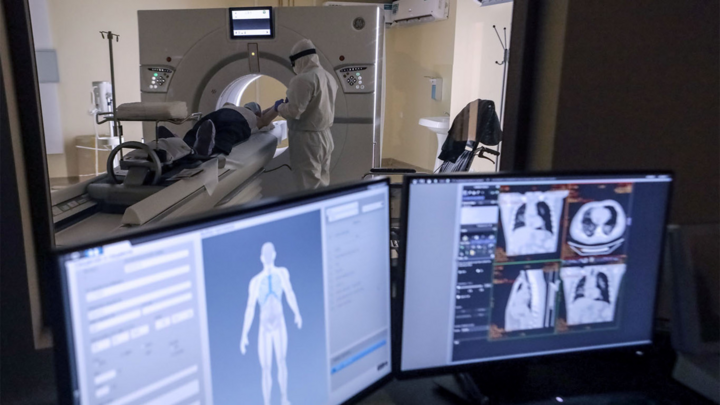 Số người mắc COVID-19 tăng kỷ lục, Nga có hơn 177.000 ca nhiễm - 1