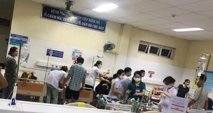 Mua đồ chay ở chợ về ăn, hàng trăm người nhập viện vì ngộ độc - 1